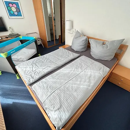 Gaestehaus Linden Hotel