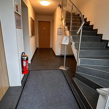 Hotel Gaestehaus Linden 3*