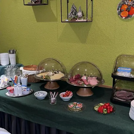 Gaestehaus Linden Hotel