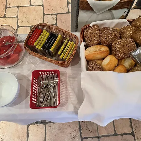 מלון Gaestehaus Linden Wolfenbüttel